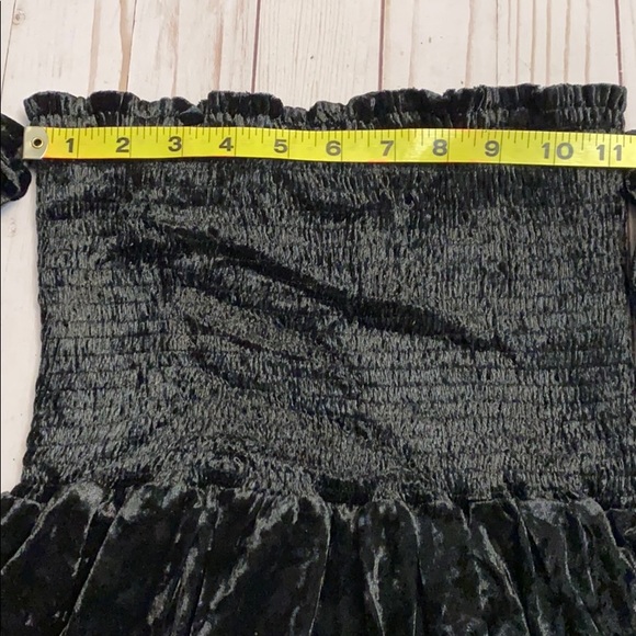 Black Off-Shoulder Whimsical Goth Bell Sleeve Velvet Mini Dress – Size M - Picture 9 of 16